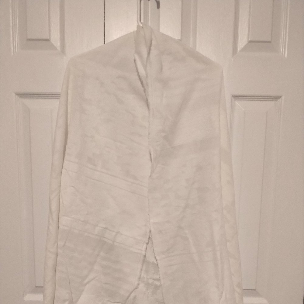 White Zara Lightweight Blanket Scarf/Shall